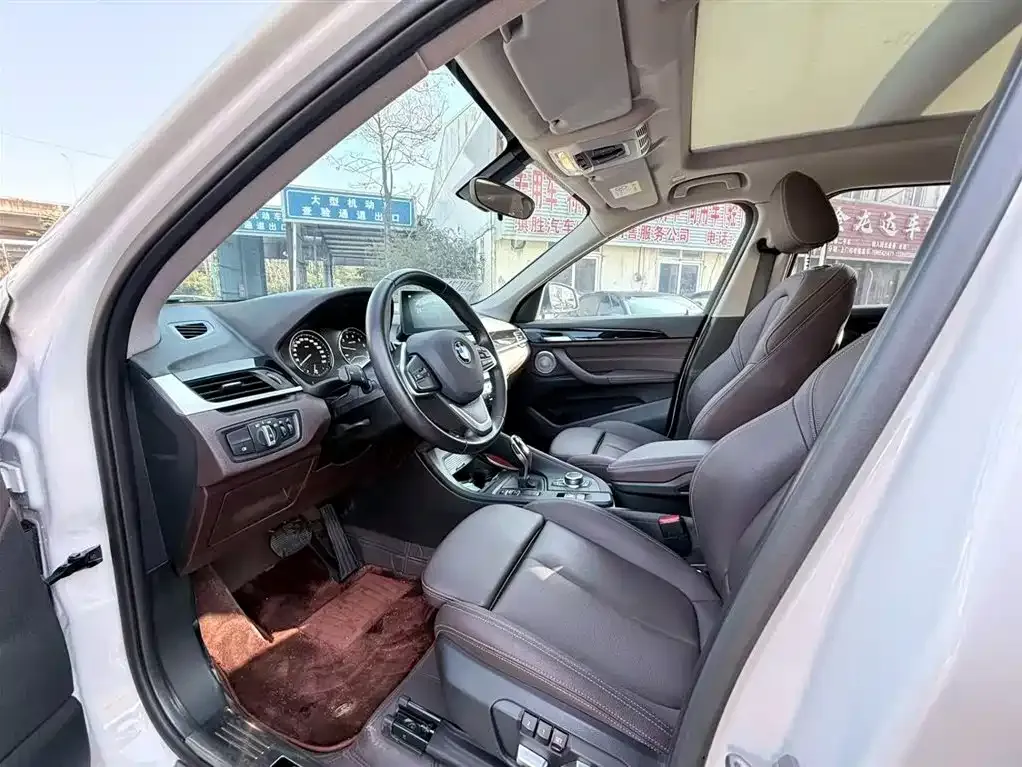 BMW X1 2022 из CN, фото 2