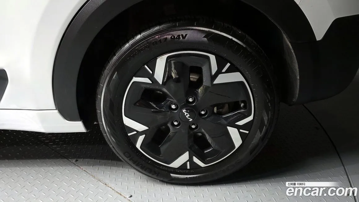 Kia Niro — фото 10
