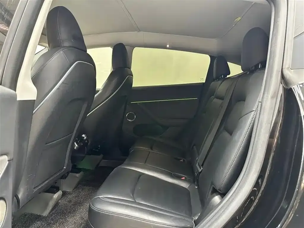 Tesla Model Y 2023 из CN, фото 7