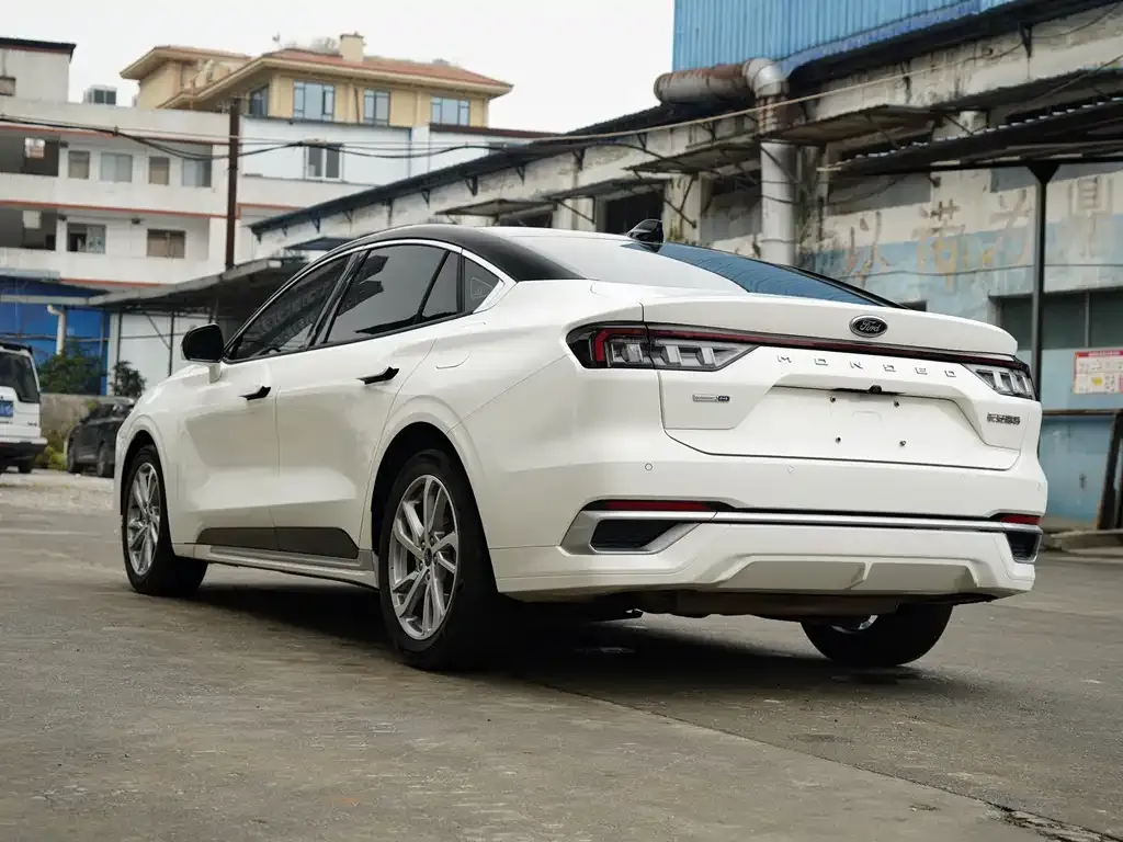 Ford Mondeo 2022 из CN, фото 7