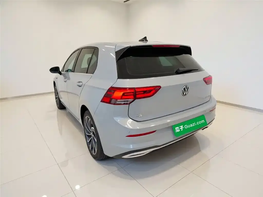 Volkswagen Golf 2021 из CN, фото 4