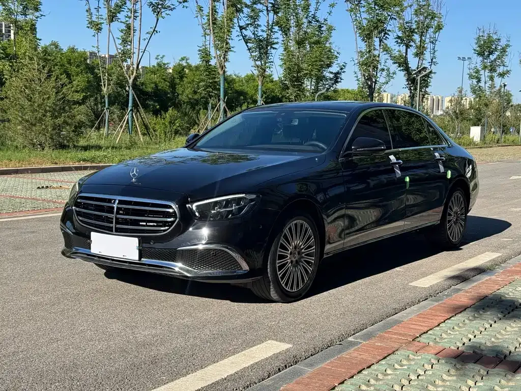 Mercedes-Benz E-Class 2023 из CN, фото 1