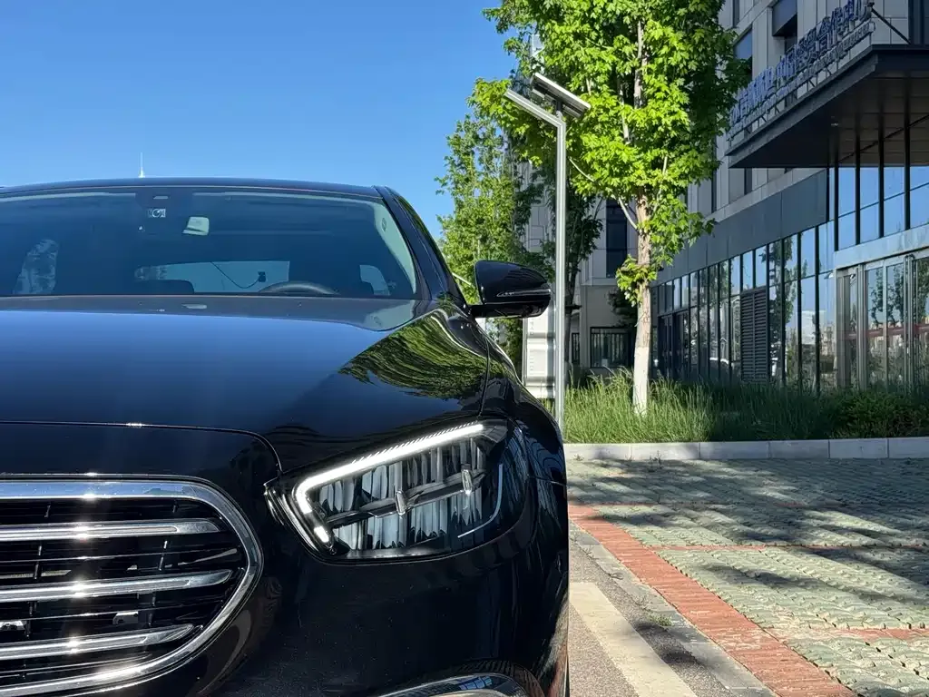 Mercedes-Benz E-Class 2023 из CN, фото 3