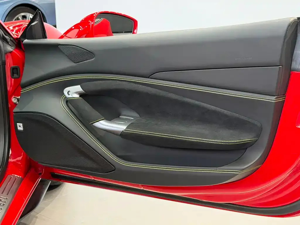 Ferrari F8 2021 из CN, фото 3