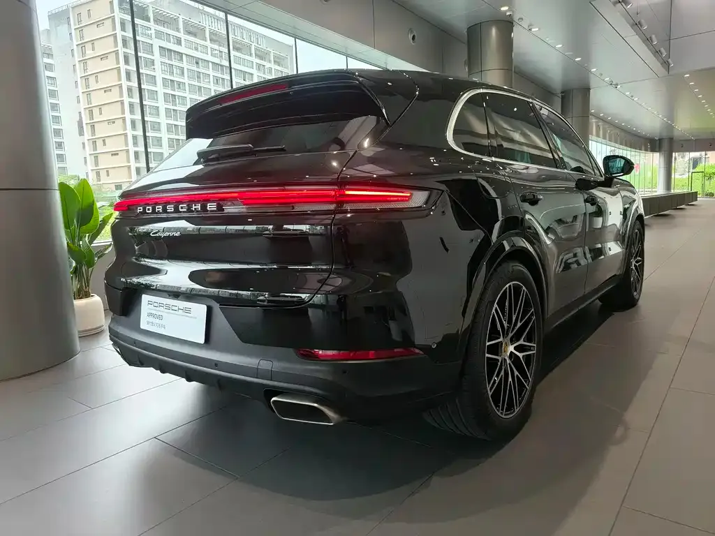 Porsche Cayenne Hybrid 2024 из CN, фото 9