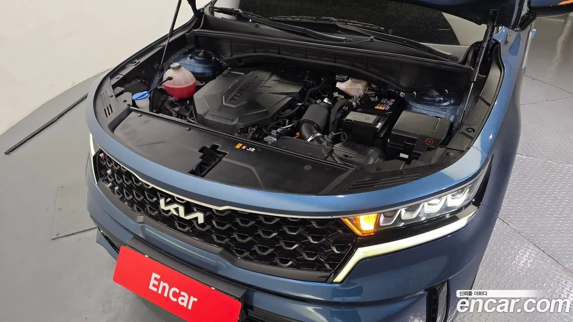 Kia Sorento — фото 10