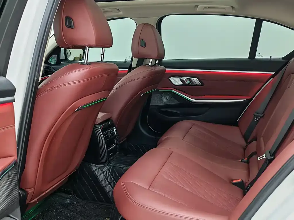 BMW 3 Series — фото 10