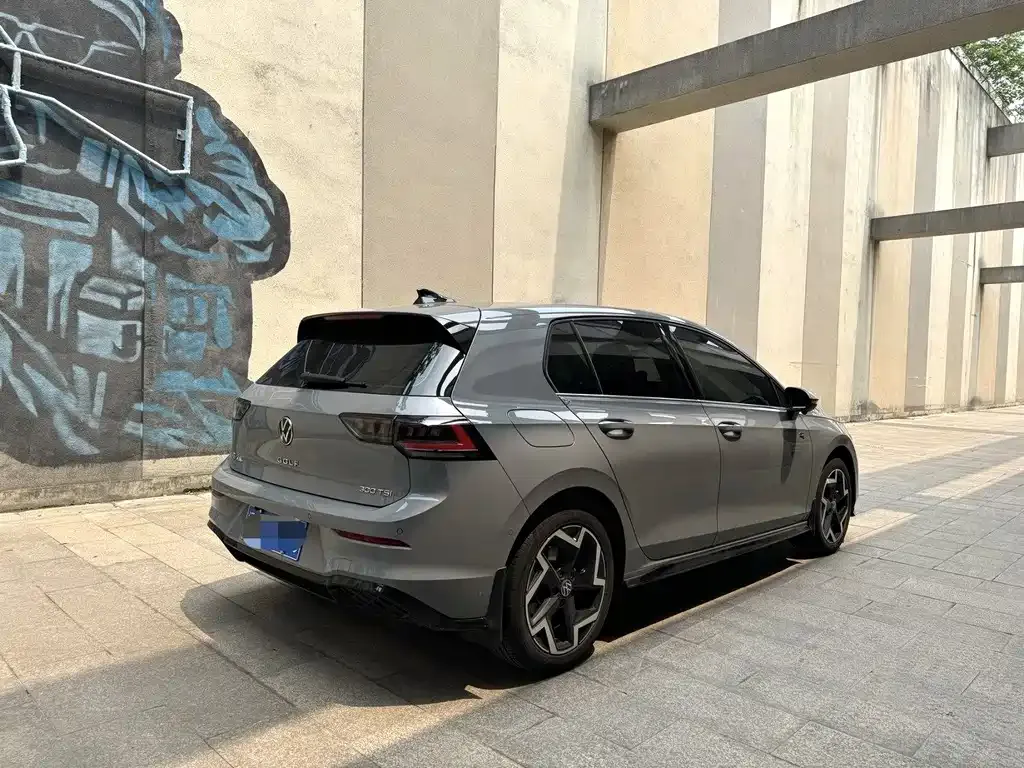 Volkswagen Golf 2025 из CN, фото 4