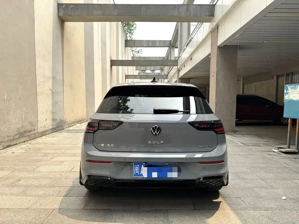 Volkswagen Golf 2025 из CN, фото 6