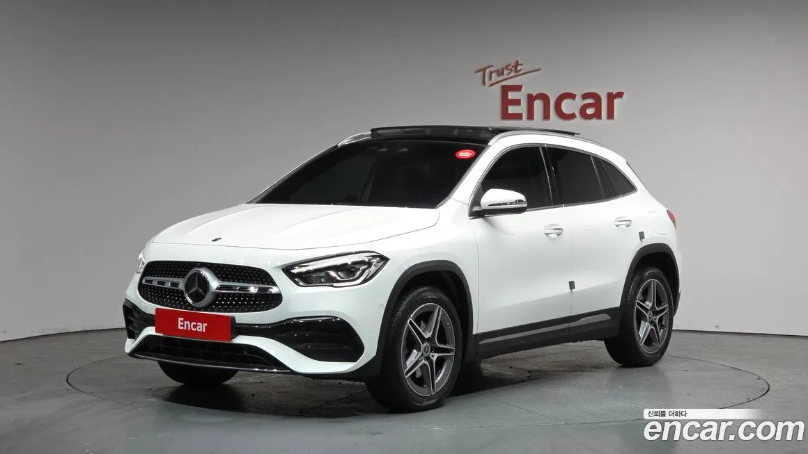 Mercedes-Benz GLA-Class