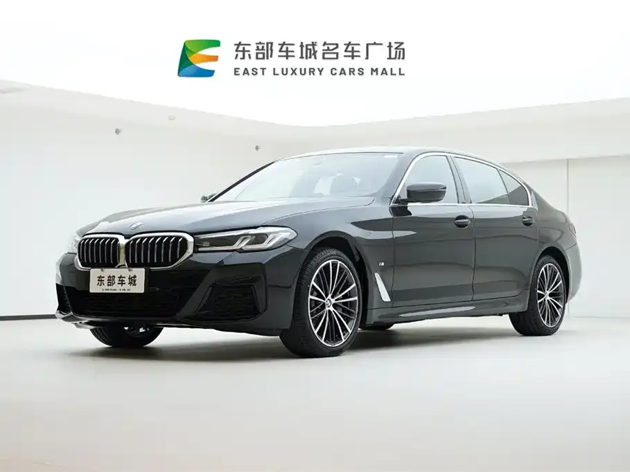 BMW 5 Series — фото 1