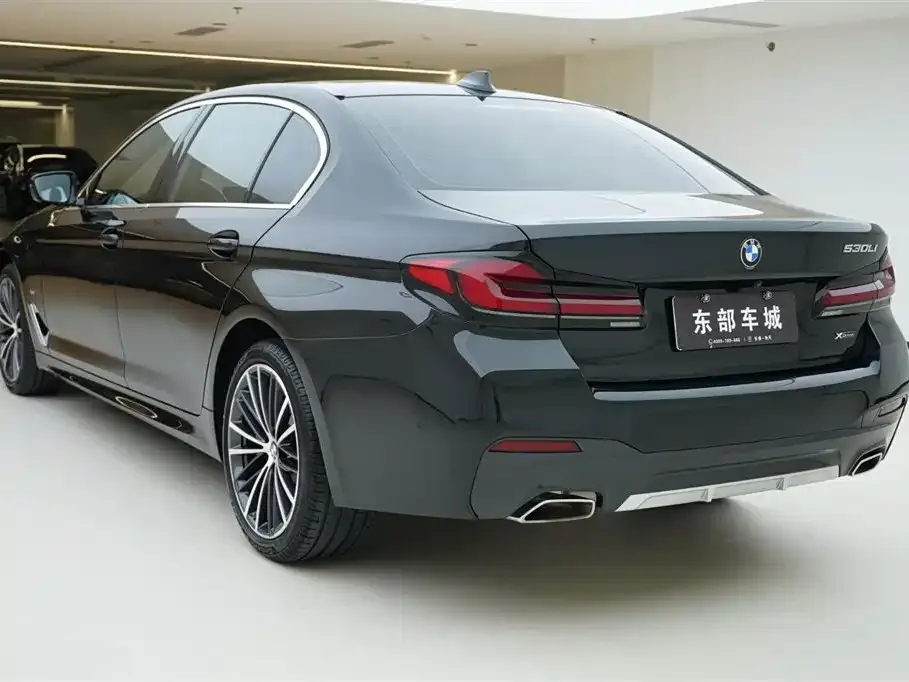 BMW 5 Series — фото 4