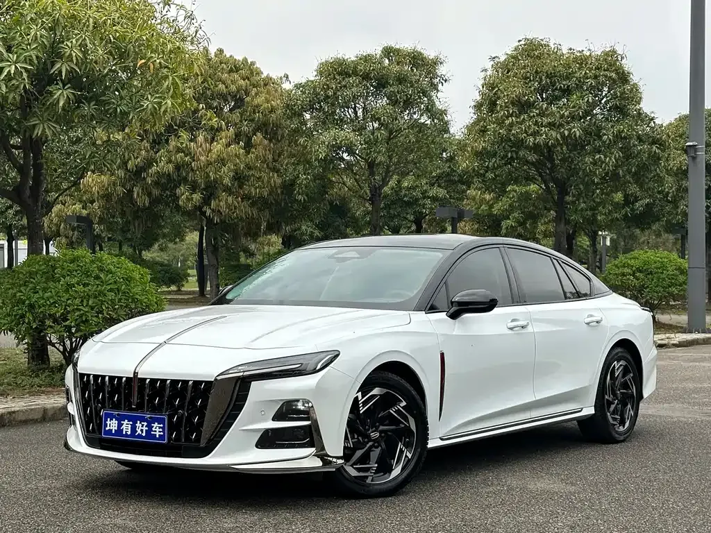 Hongqi H6