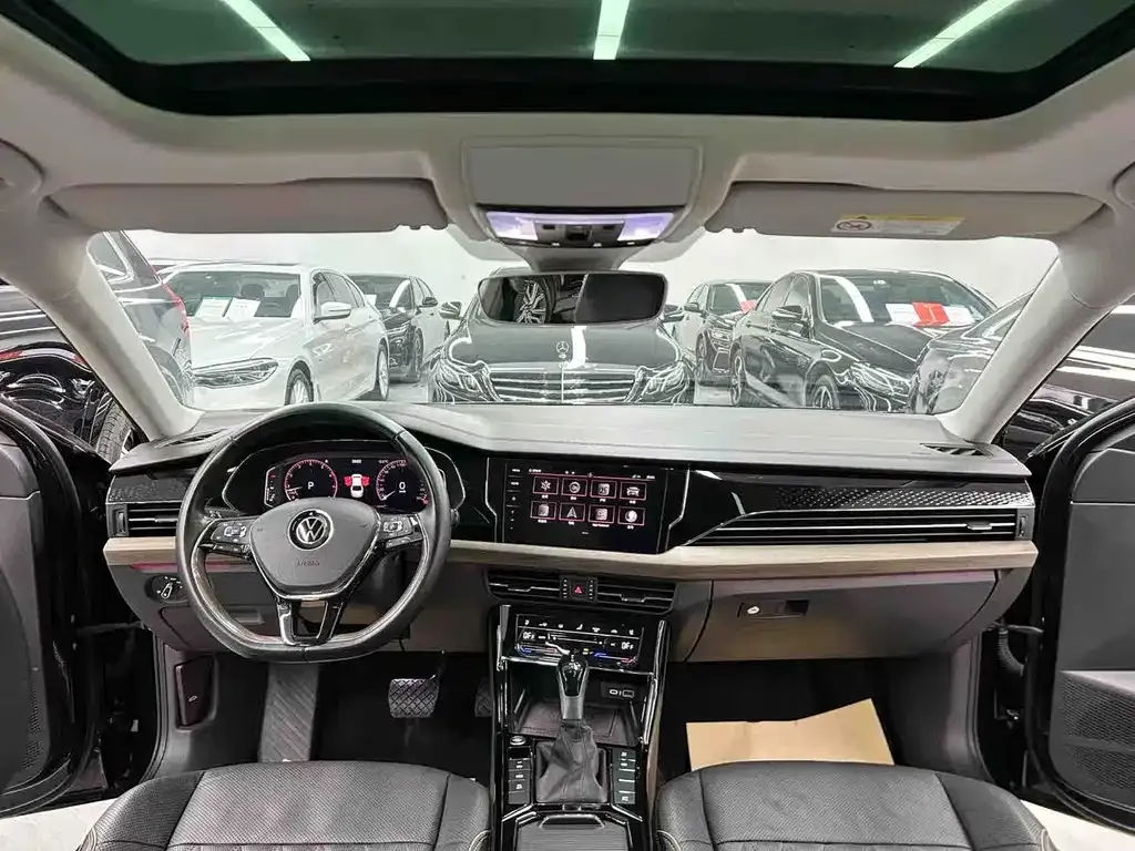 Volkswagen Passat — фото 4