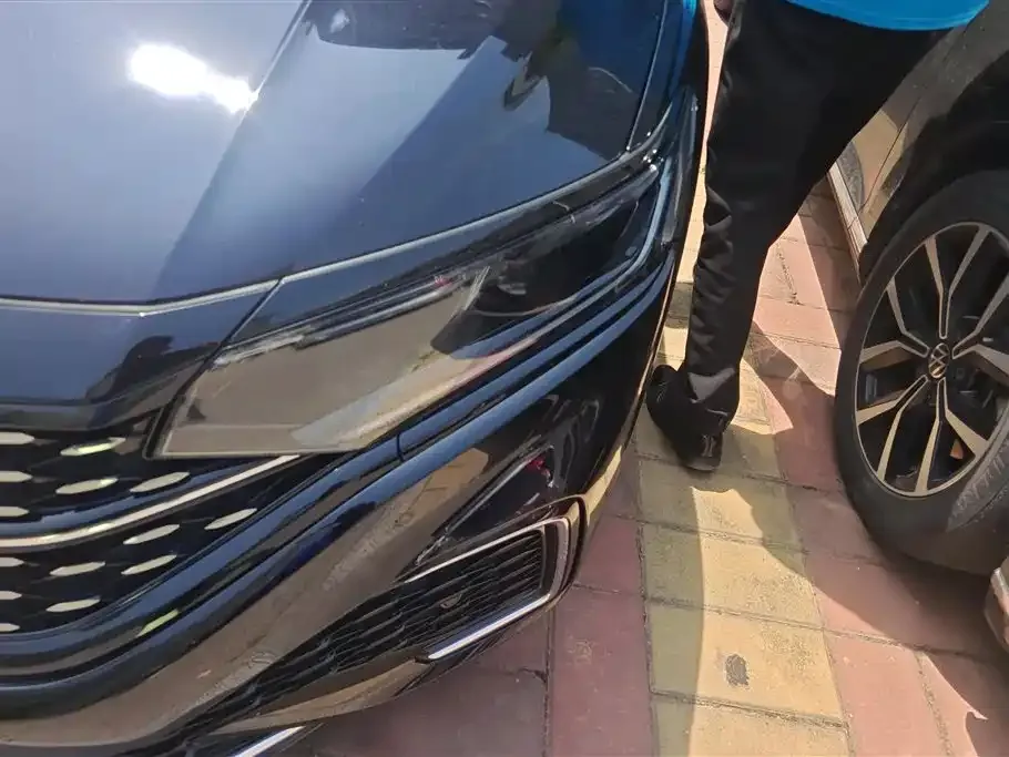 Volkswagen Passat 2024 из CN, фото 3