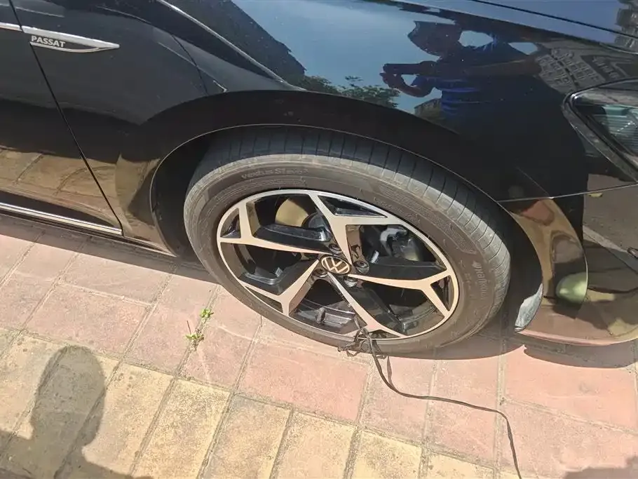 Volkswagen Passat 2024 из CN, фото 10