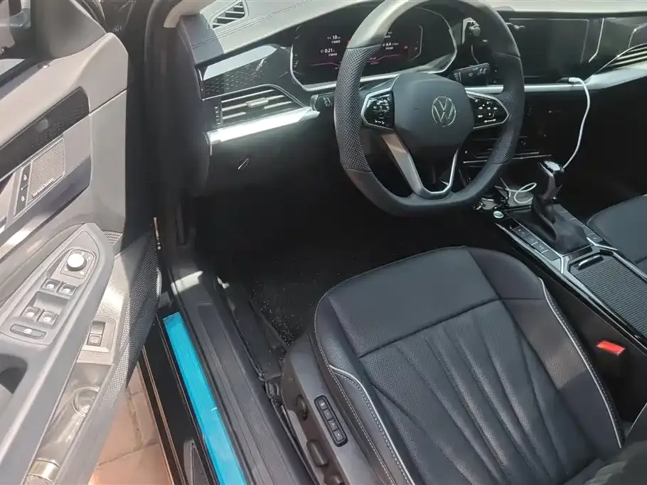 Volkswagen Passat 2024 из CN, фото 9