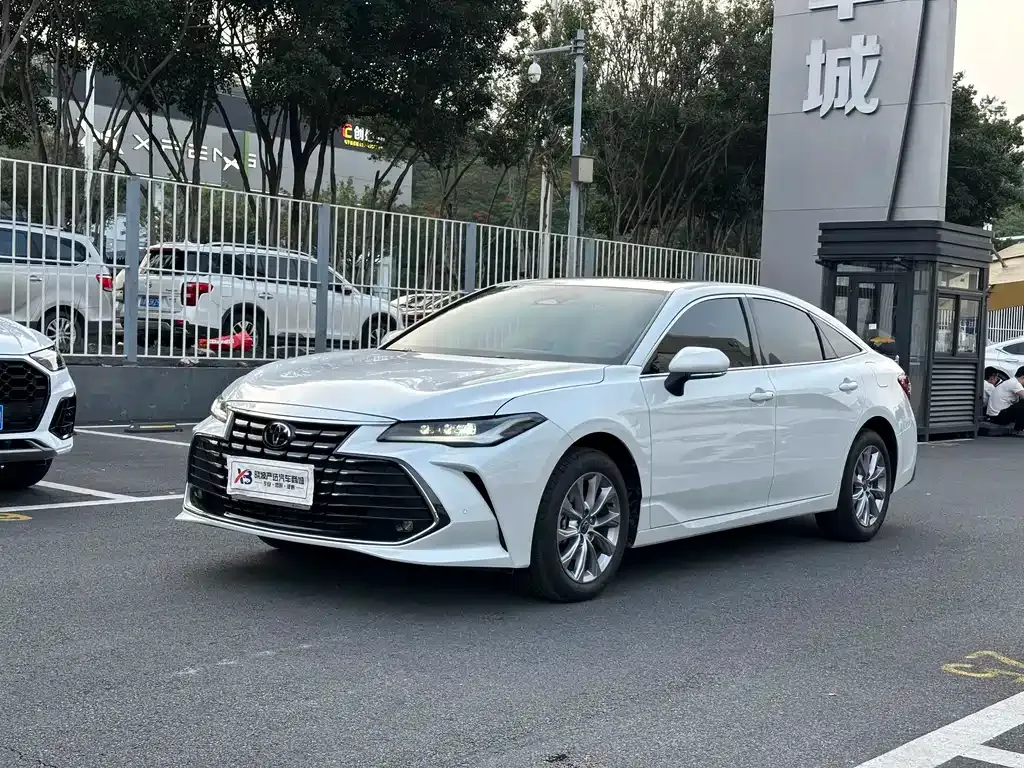 Toyota Avalon 2025 из CN, фото 1