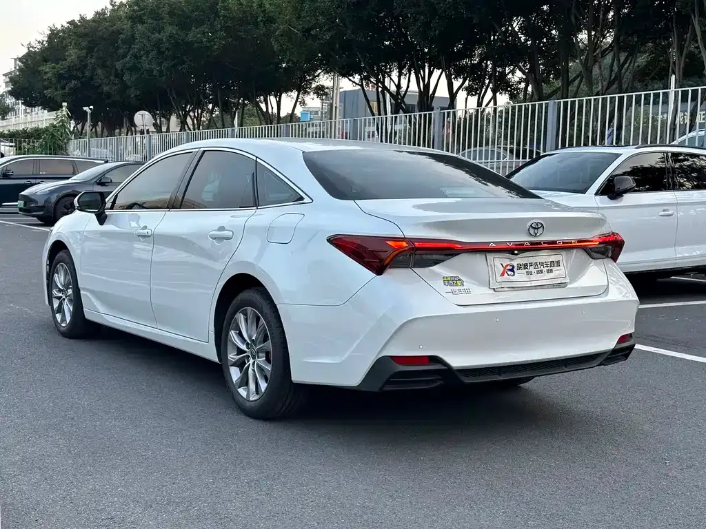 Toyota Avalon 2025 из CN, фото 9