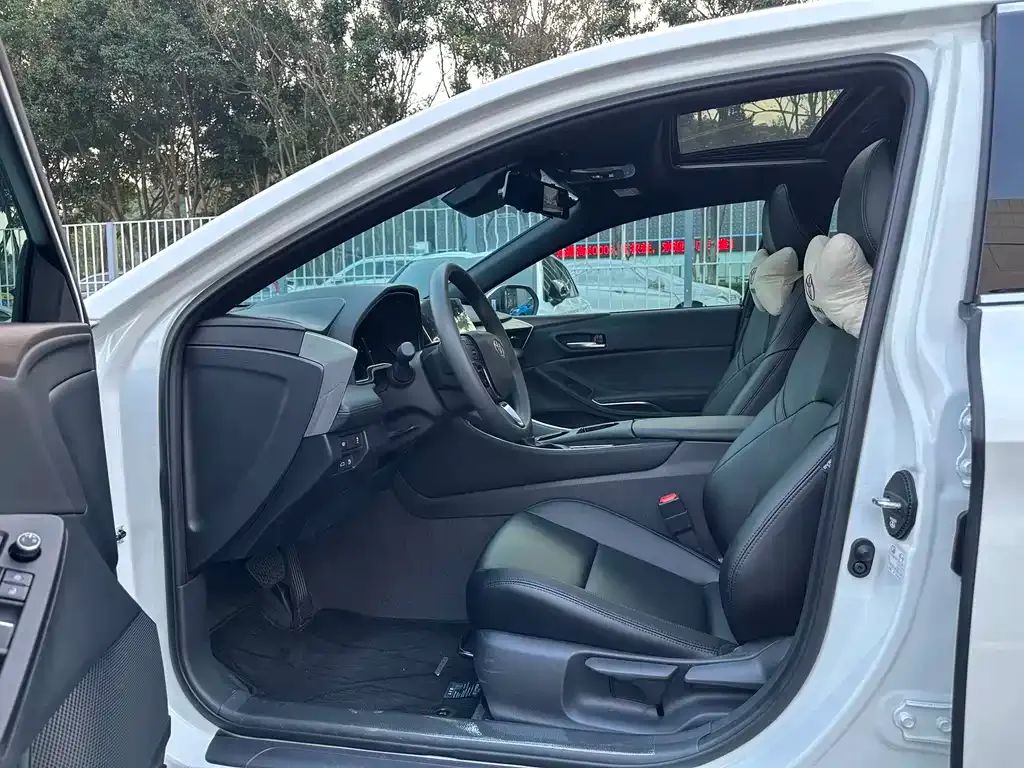 Toyota Avalon 2025 из CN, фото 7