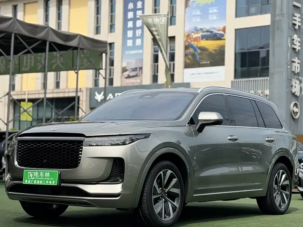 Li Auto ONE