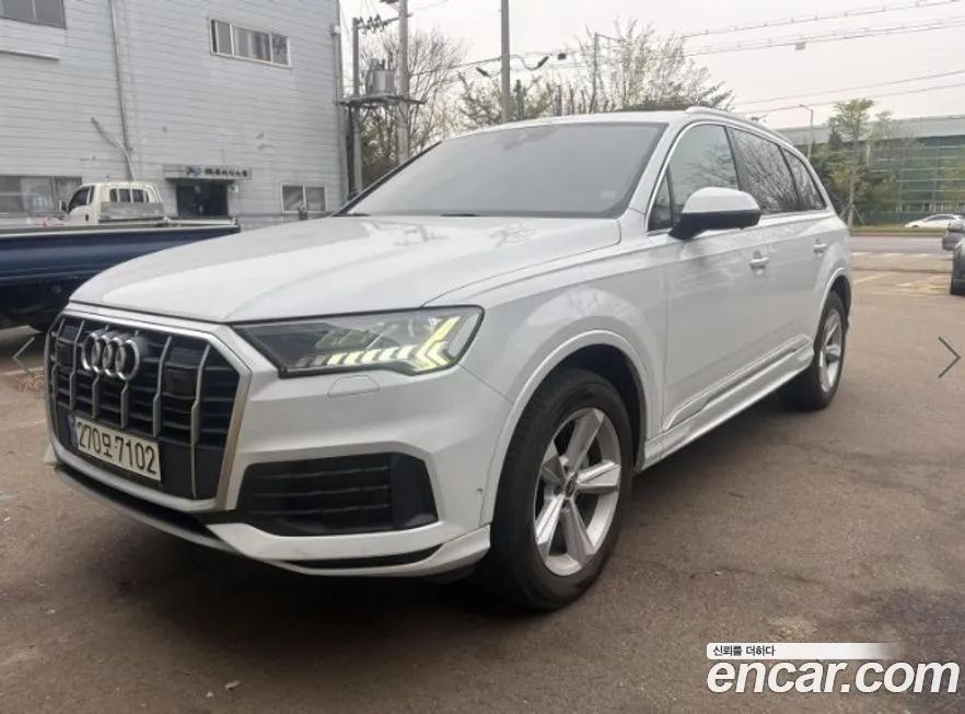 Audi Q7 2021 из KR, фото 3