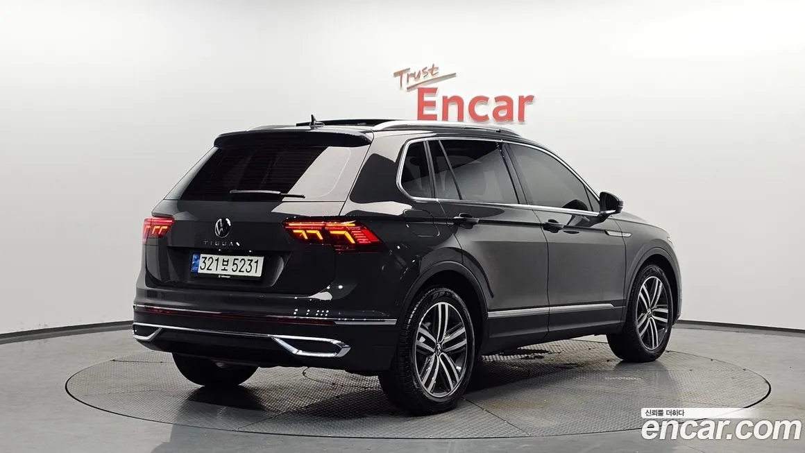 Volkswagen Tiguan — фото 3