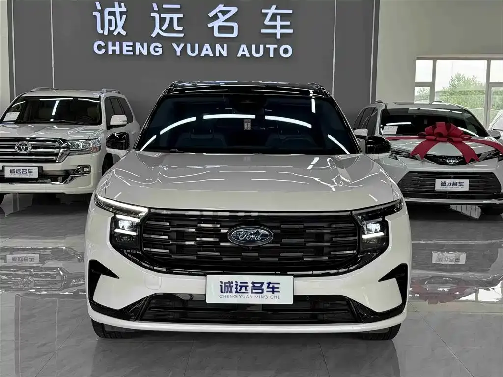 Ford Edge — фото 8