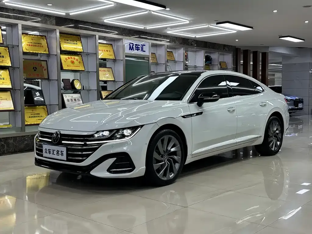 Volkswagen CC 2022 из CN, фото 1