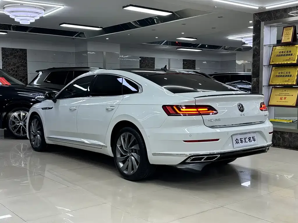 Volkswagen CC 2022 из CN, фото 6