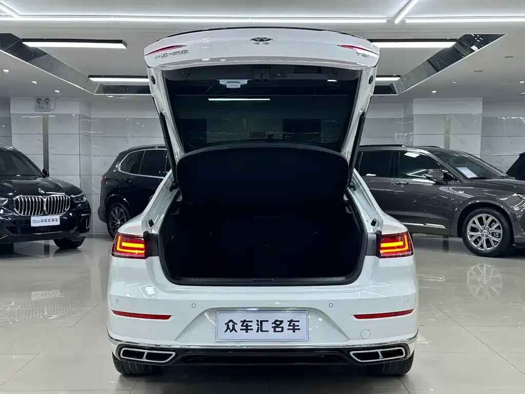 Volkswagen CC 2022 из CN, фото 8