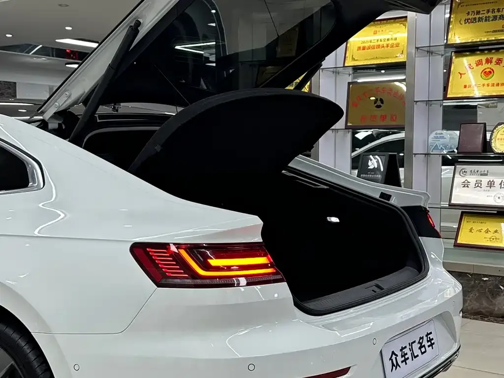 Volkswagen CC 2022 из CN, фото 7