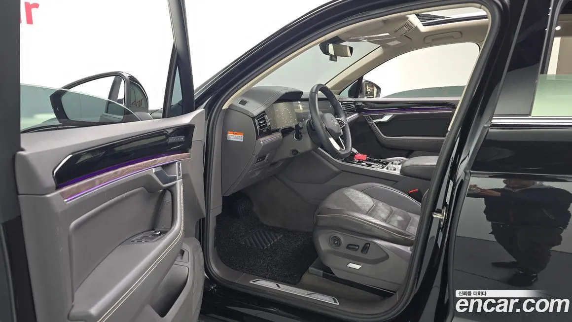 Volkswagen Touareg 2023 из KR, фото 8