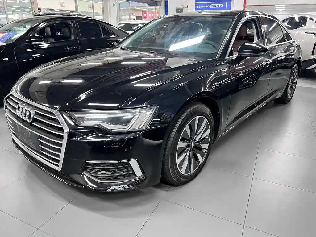 Audi A6L 2021 из CN, фото 1