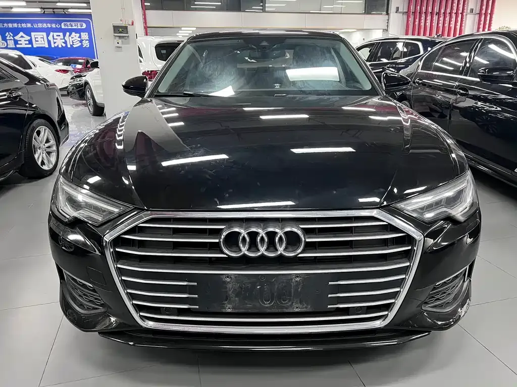 Audi A6L 2021 из CN, фото 9