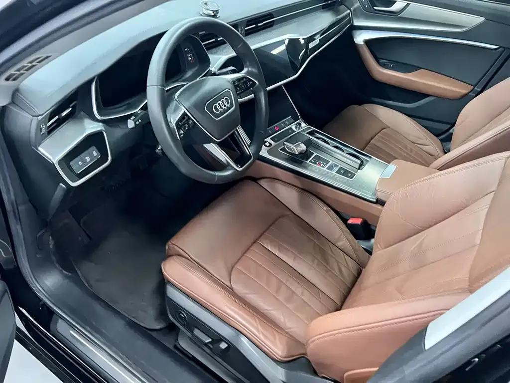 Audi A6L 2021 из CN, фото 10