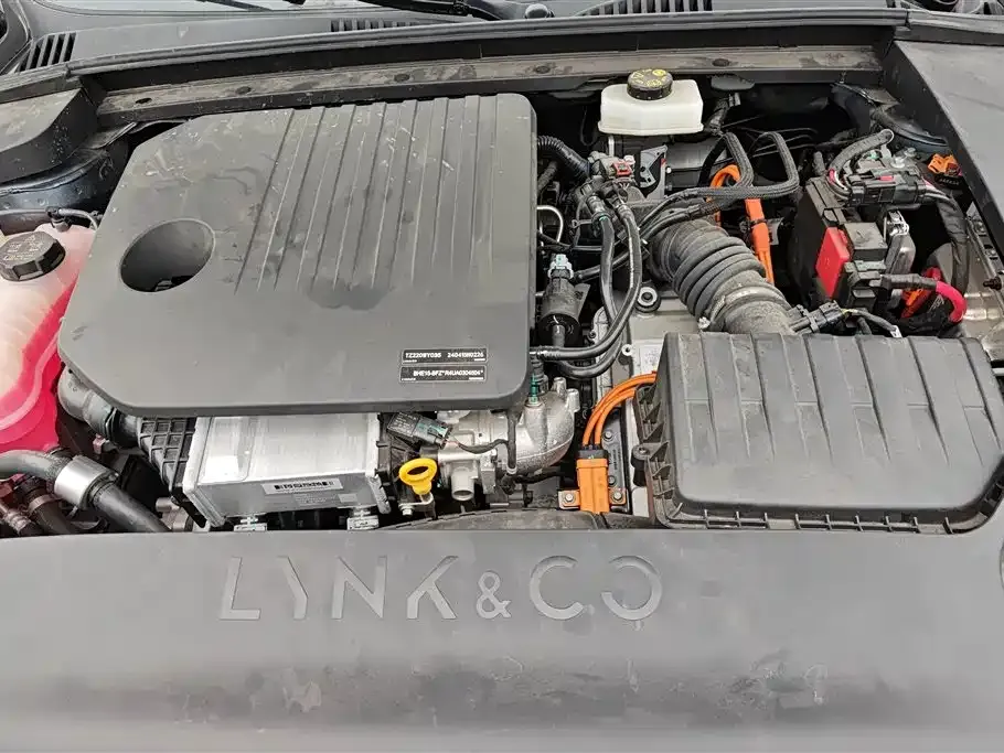 Lynk & Co 07 EM-P 2024 из CN, фото 7