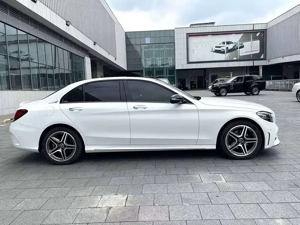 Mercedes-Benz C-Class — фото 9
