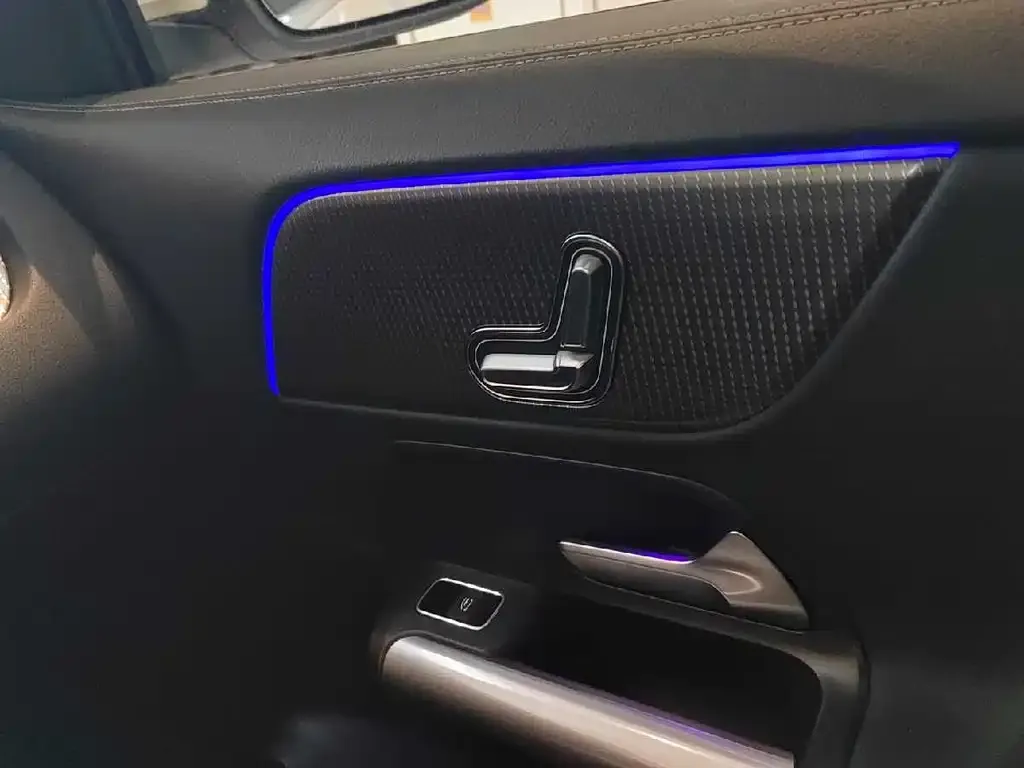 Mercedes-Benz GLA — фото 2