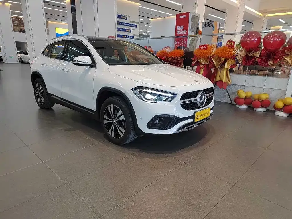Mercedes-Benz GLA — фото 8
