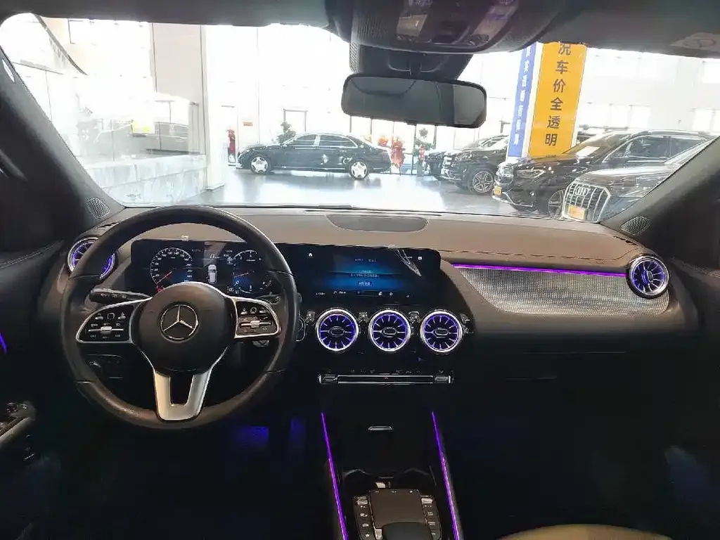Mercedes-Benz GLA — фото 7