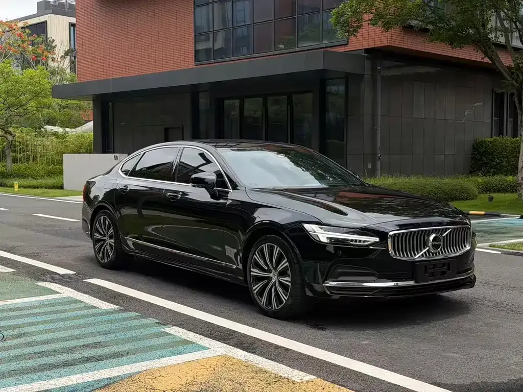 Volvo S90 2022 из CN, фото 3