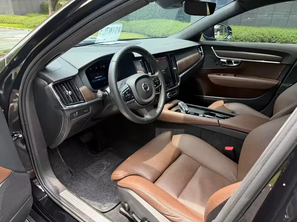 Volvo S90 2022 из CN, фото 2