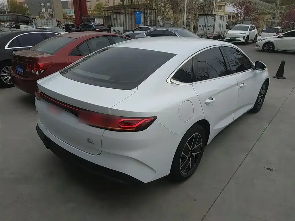 BYD Qin L 2024 из CN, фото 9