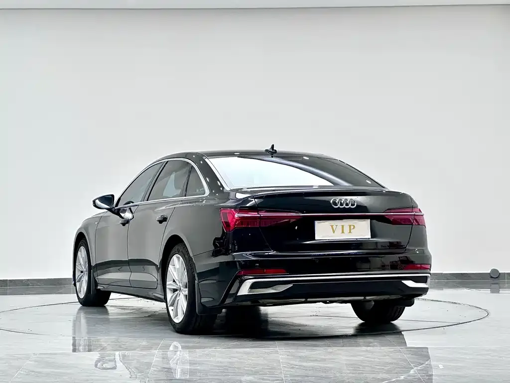 Audi A6L — фото 3