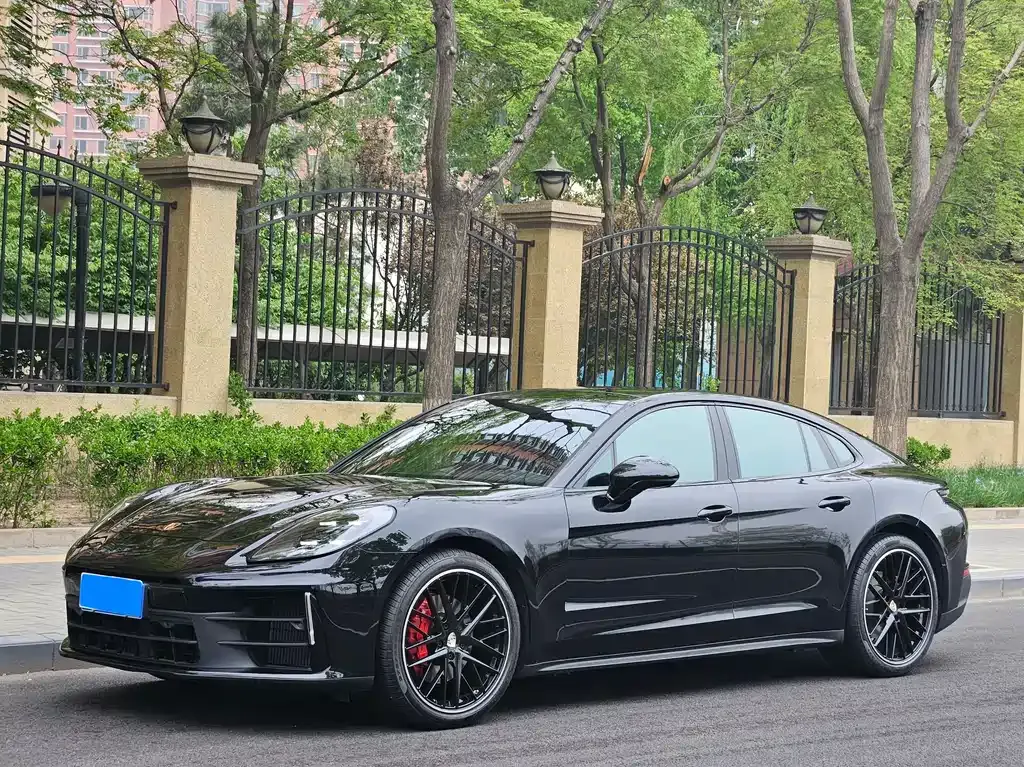 Porsche Panamera 2024 из CN, фото 1