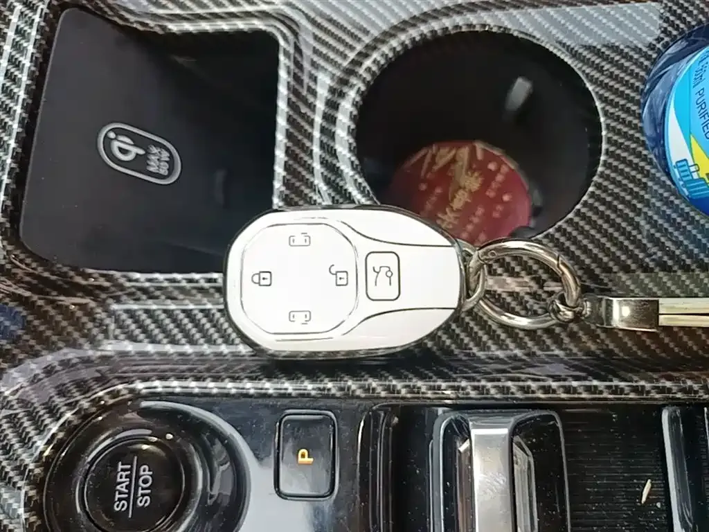 GAC Motor E8 Hybrid 2024 из CN, фото 10