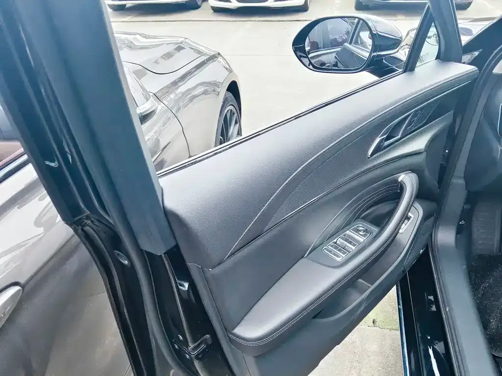 Hongqi H5 2023 из CN, фото 4