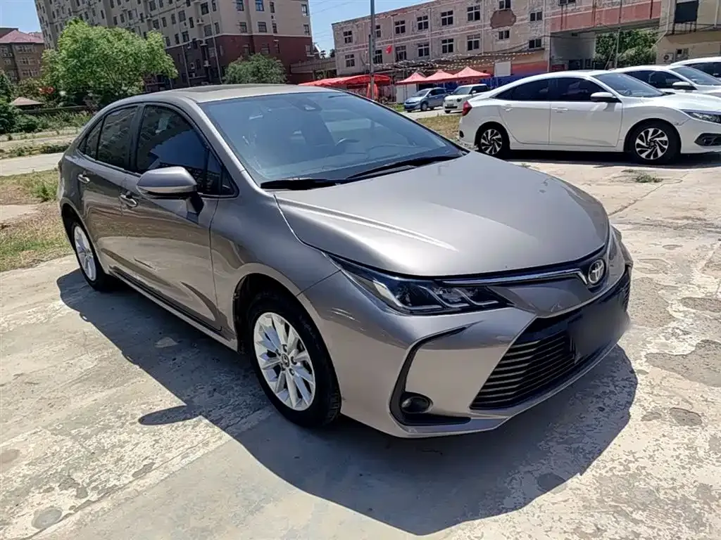 Toyota Corolla 2023 из CN, фото 3