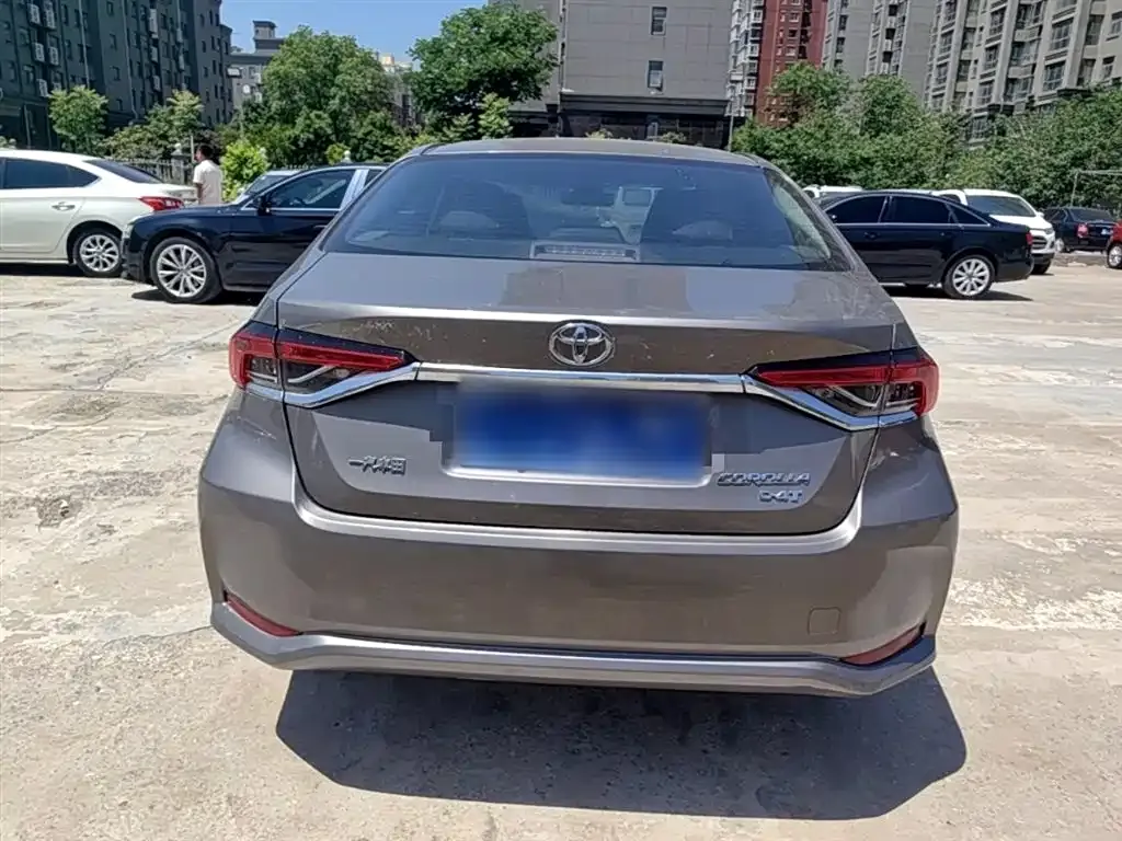 Toyota Corolla 2023 из CN, фото 5